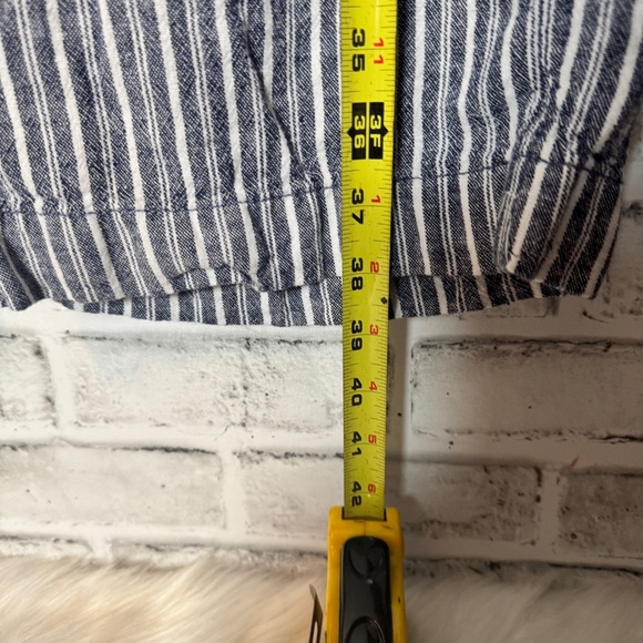 Briggs New York Blue and‎ White Wide Leg Pants - Picture 5 of 9